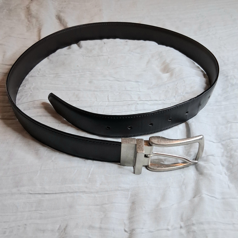 Mossy Oak Black Leather Belt with Silver Buckle